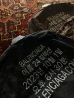 تیشرت طرح بالنسیاگا، سنگشور - Image 3
