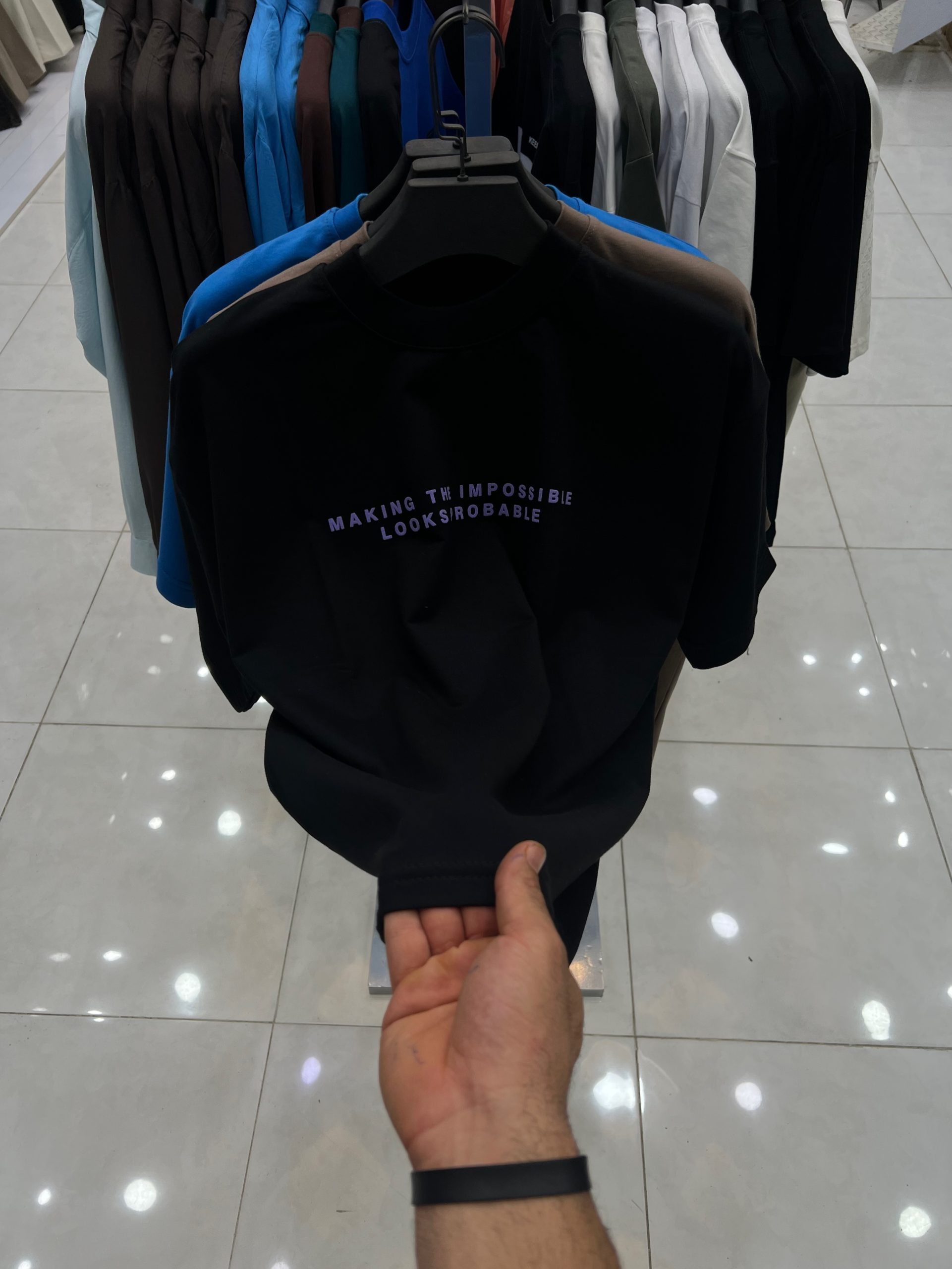photo-output تیشرت Looks - Image 1
